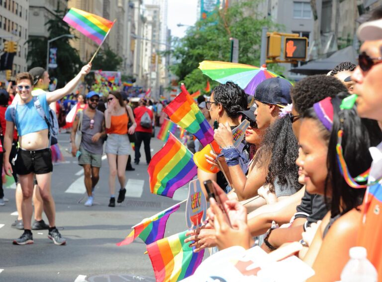 Comunidad LGBTIQ+ ¡5 consejos de vida y salud mental!- Reinvéntate Carolina Montero